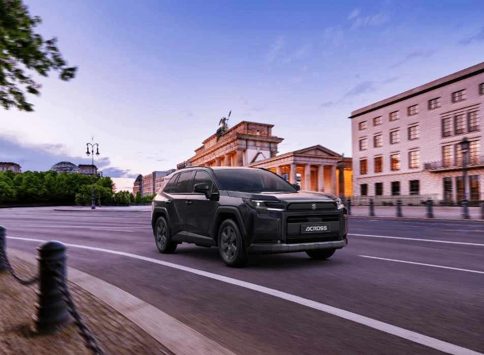 Vadonaúj Suzuki Across E-Four összkerékhajtás